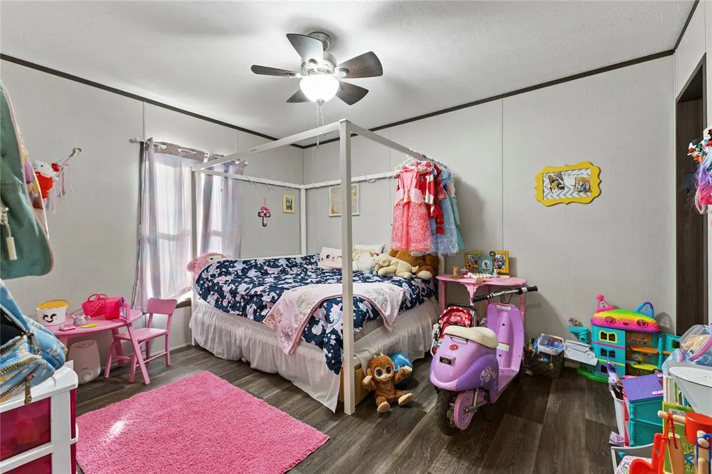 Photo 35 — 619 N 16th Street, Thomas, OK 73669