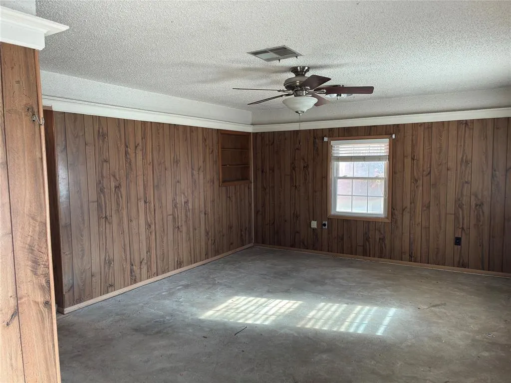 Photo 16 — 8204 NW 38th Street, Bethany, OK 73008