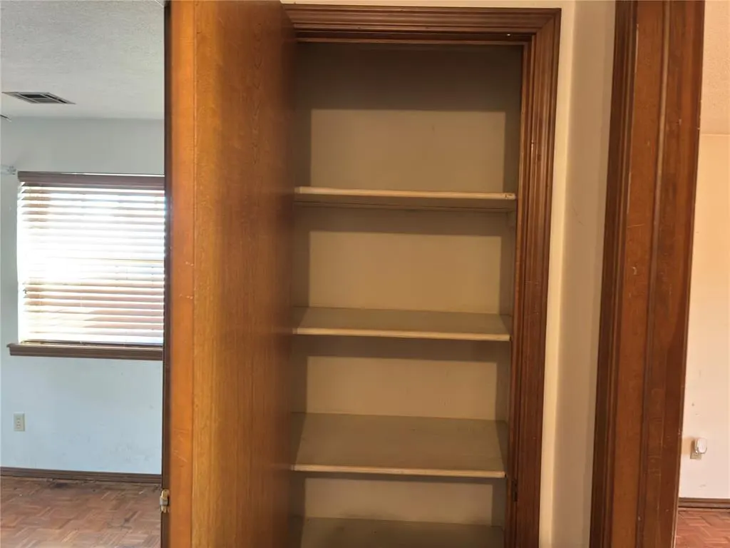 Photo 25 — 8204 NW 38th Street, Bethany, OK 73008