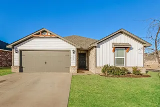 Sold home at 1600 Maroon Drive