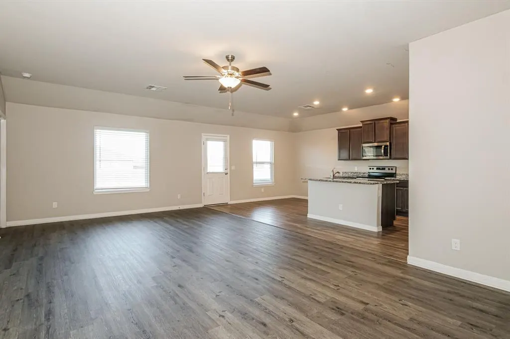 Photo 2 — 1600 Maroon Drive, El Reno, OK 73036