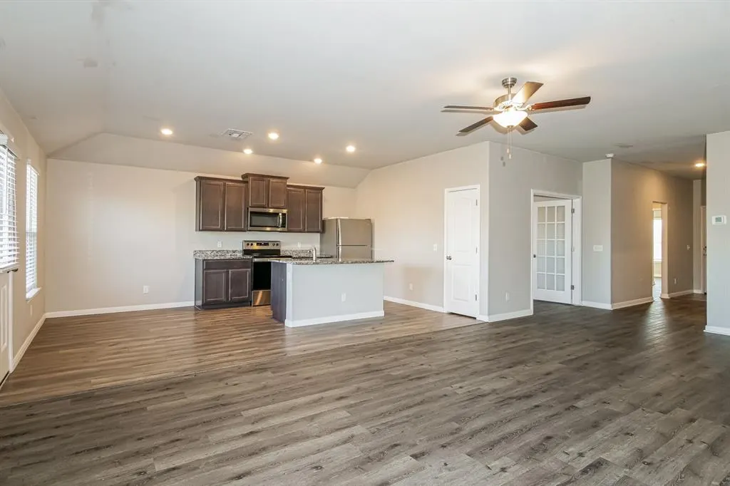 Photo 3 — 1600 Maroon Drive, El Reno, OK 73036