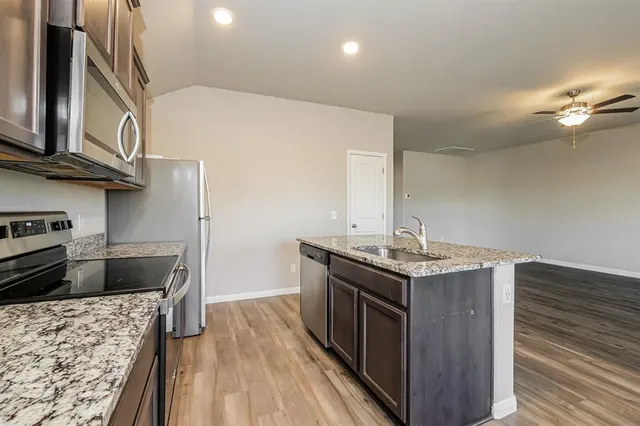 Photo 5 — 1600 Maroon Drive, El Reno, OK 73036