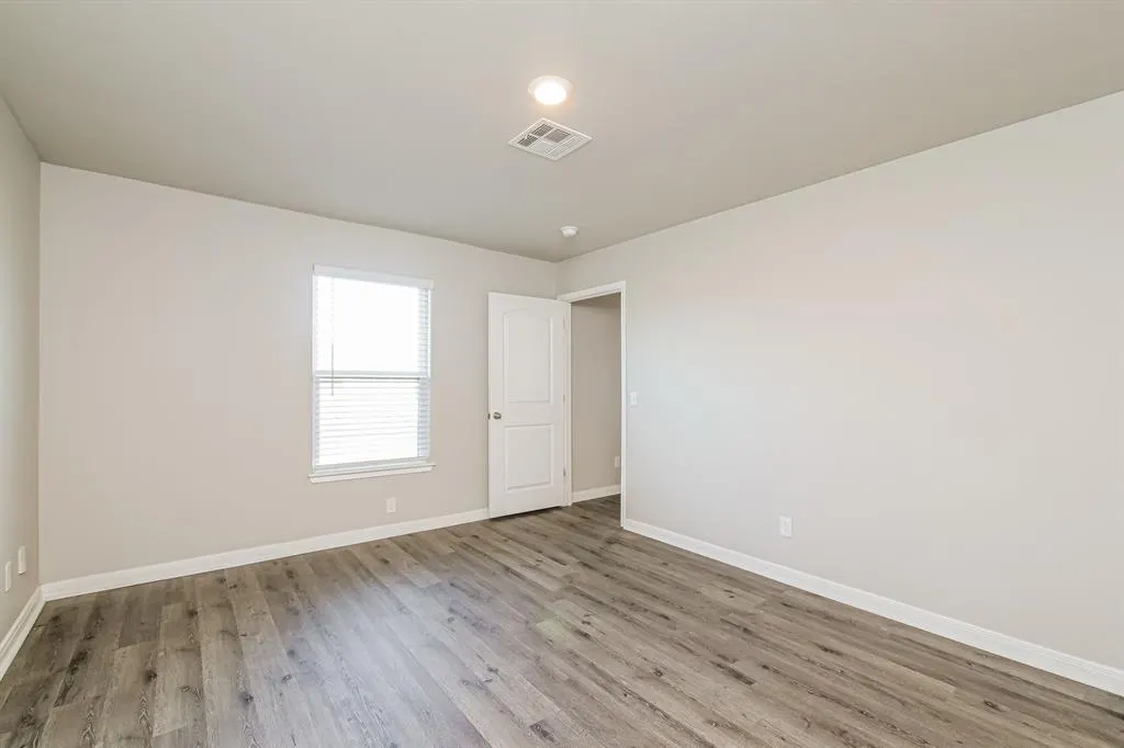 Photo 8 — 1600 Maroon Drive, El Reno, OK 73036