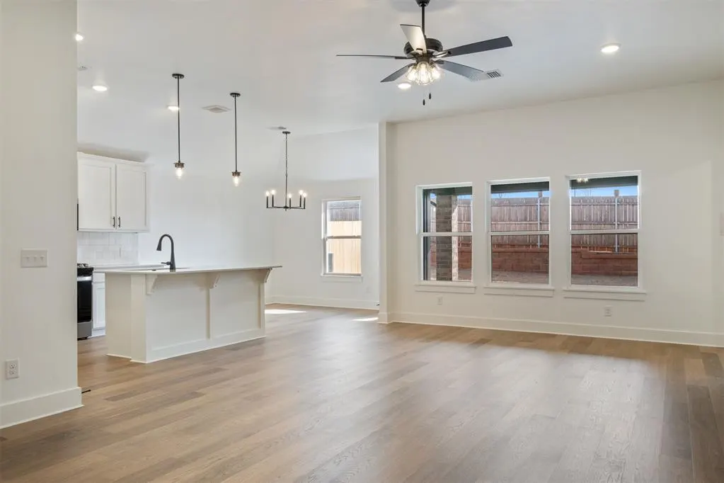 Photo 5 — 17704 Horne Lane, Edmond, OK 73012