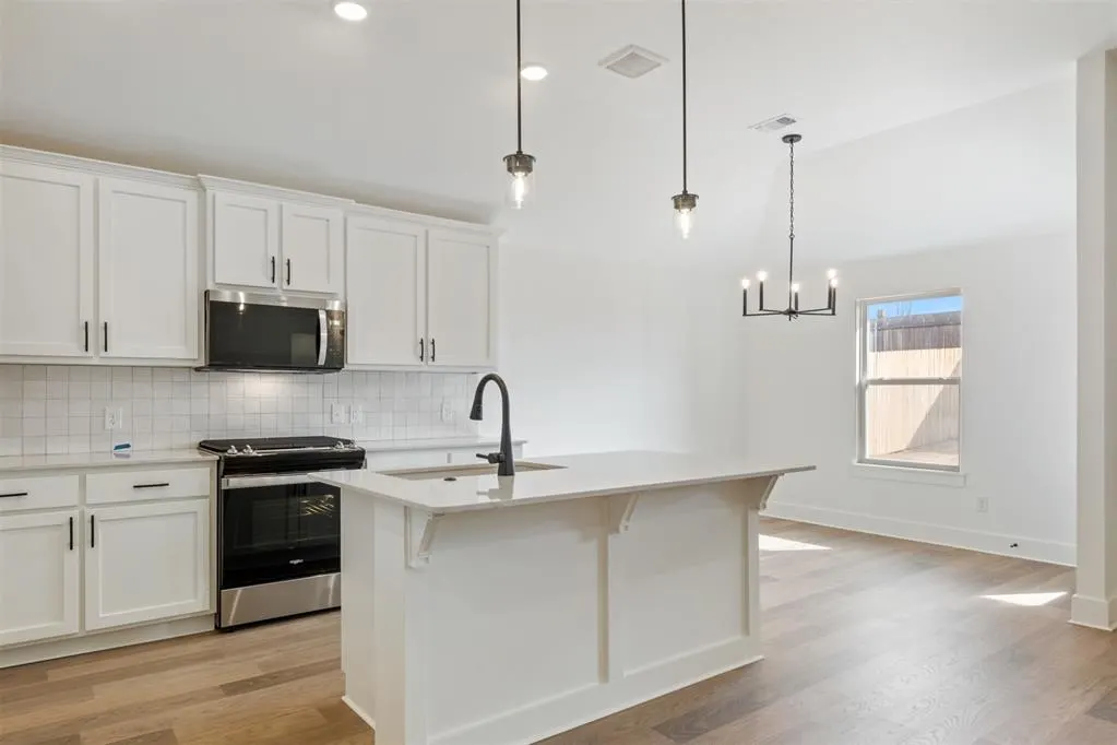Photo 7 — 17704 Horne Lane, Edmond, OK 73012