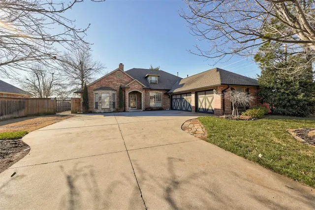 Photo 2 — 2820 SW 116th Street, Oklahoma City, OK 73170