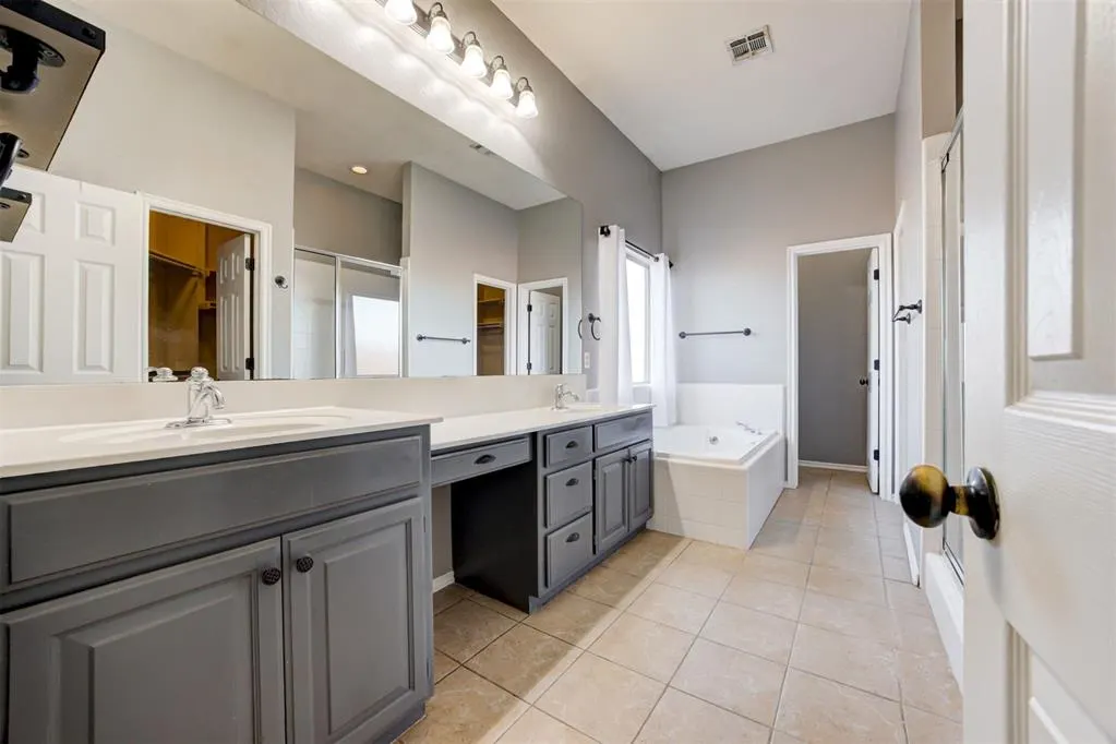 Photo 23 — 2820 SW 116th Street, Oklahoma City, OK 73170