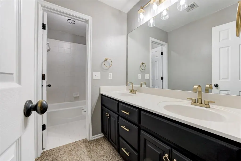 Photo 32 — 2820 SW 116th Street, Oklahoma City, OK 73170