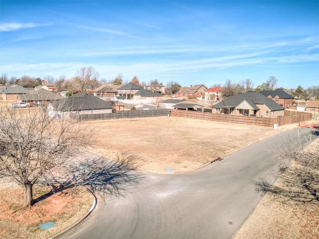 Front exterior — Magnolia/Handley, El Reno, OK 73036