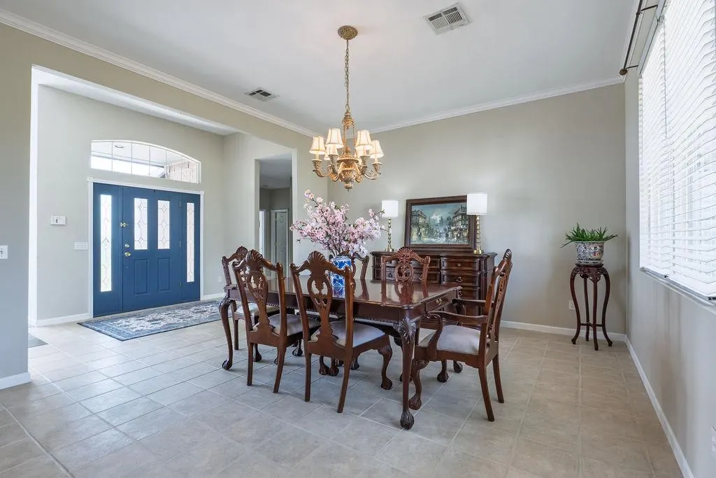 Photo 13 — 18831 Rockcreek Road, Harrah, OK 73045