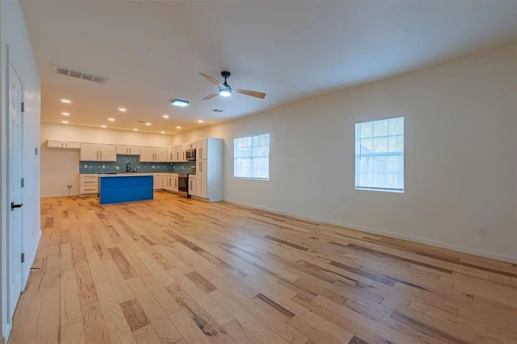 Photo 9 — 1534 NW 32nd Street, Oklahoma City, OK 73118