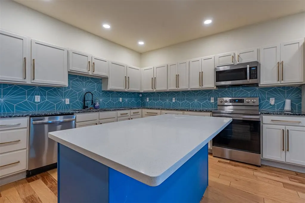 Photo 14 — 1534 NW 32nd Street, Oklahoma City, OK 73118