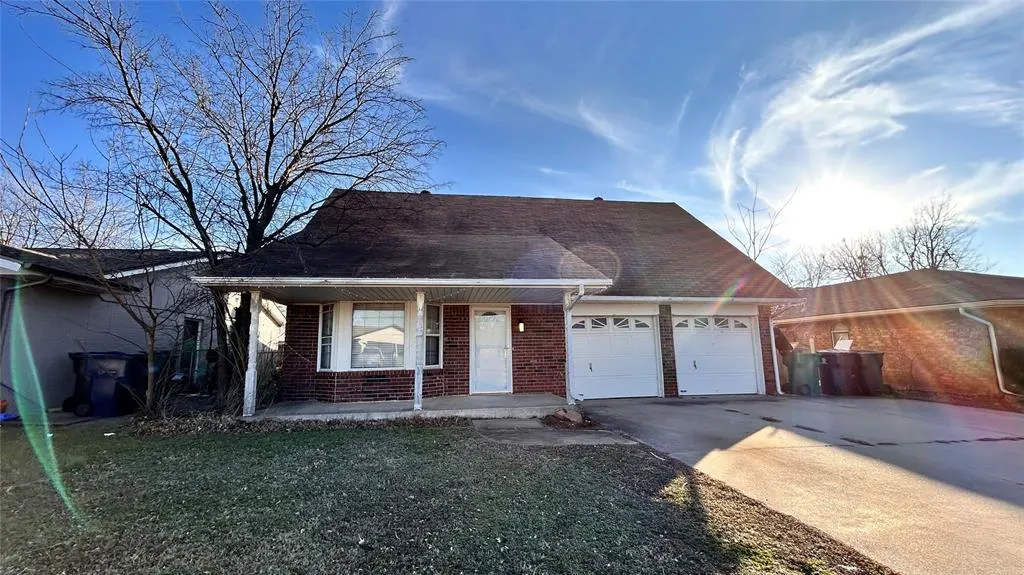 Front exterior — 1028 SW 94th Street, Oklahoma City, OK 73139