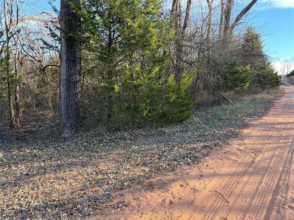 Photo 9 — 2861 Sweetheart Circle, Norman, OK 73026