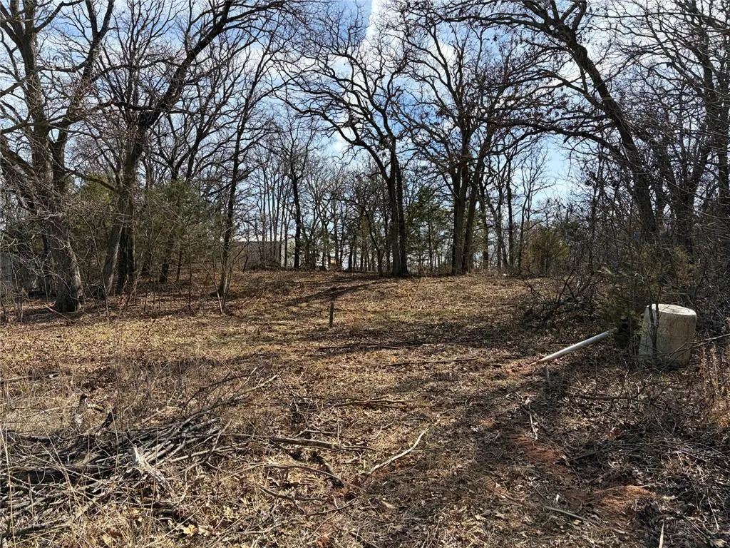 Photo 2 — 2861 Sweetheart Circle, Norman, OK 73026