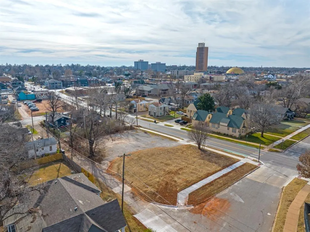 Photo 3 — 2522 N Shartel Avenue, Oklahoma City, OK 73103