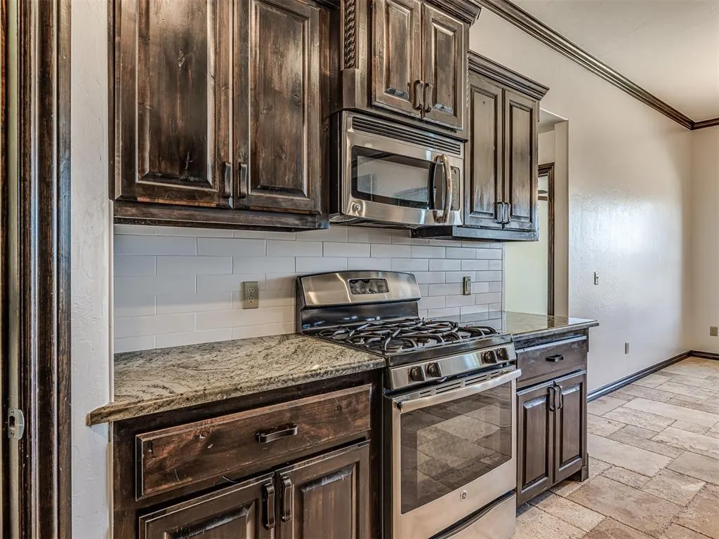 Photo 20 — 15925 James Thomas Court, Edmond, OK 73013