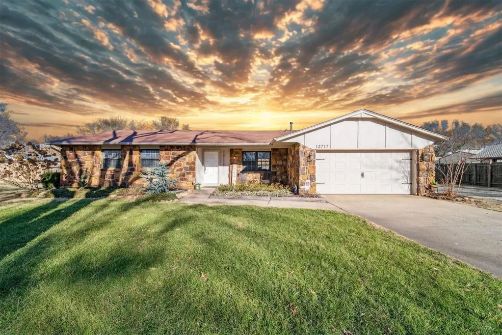 Photo 2 — 12717 E 130th Street, Broken Arrow, OK 74011