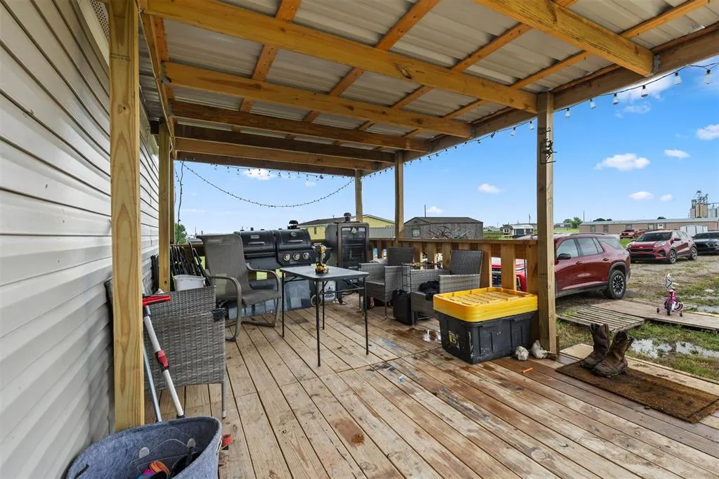 Photo 2 — 6730 Winchester Drive, El Reno, OK 73036