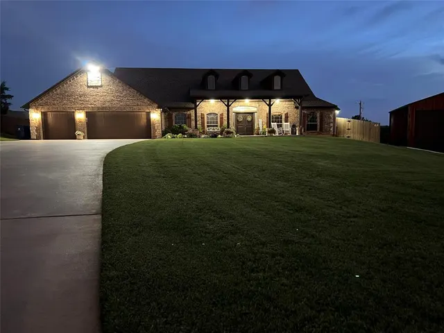 Photo 3 — 1581 Classic Run, Guthrie, OK 73044