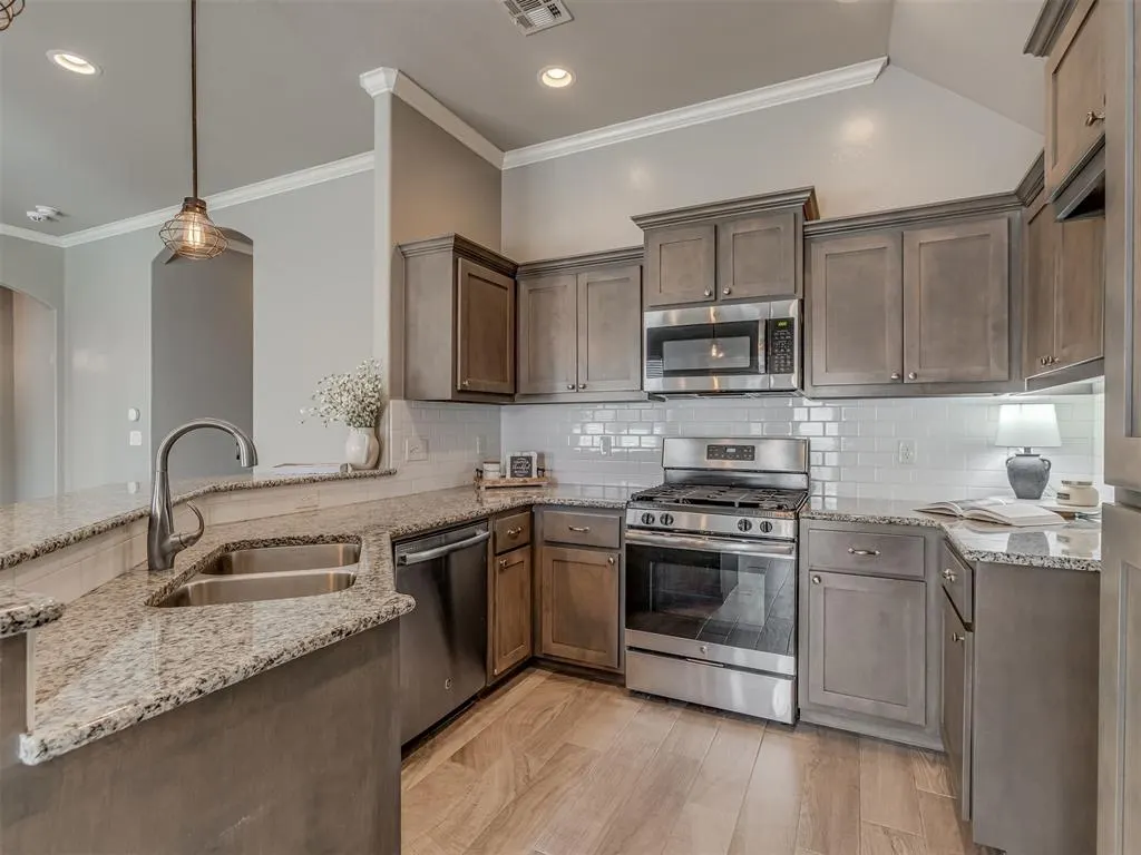 Photo 12 — 5116 SW 121st Court, Oklahoma City, OK 73173