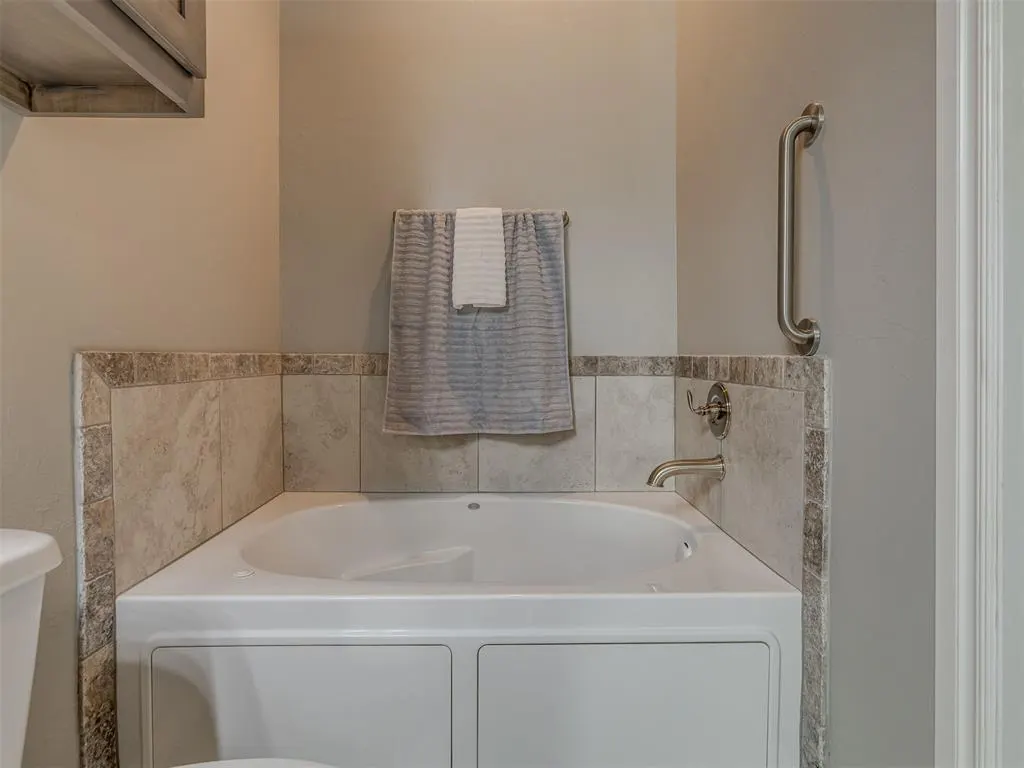 Photo 22 — 5116 SW 121st Court, Oklahoma City, OK 73173
