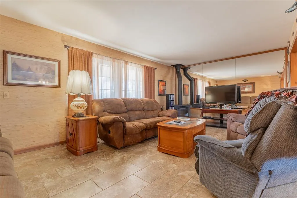 Photo 12 — 1413 Park Avenue, Clinton, OK 73601