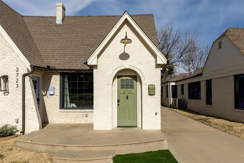 Photo 2 — 2721 NW 19th Street, Oklahoma City, OK 73107