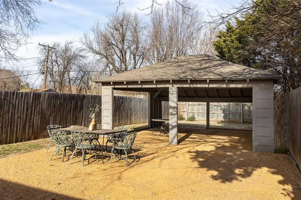 Photo 37 — 2721 NW 19th Street, Oklahoma City, OK 73107