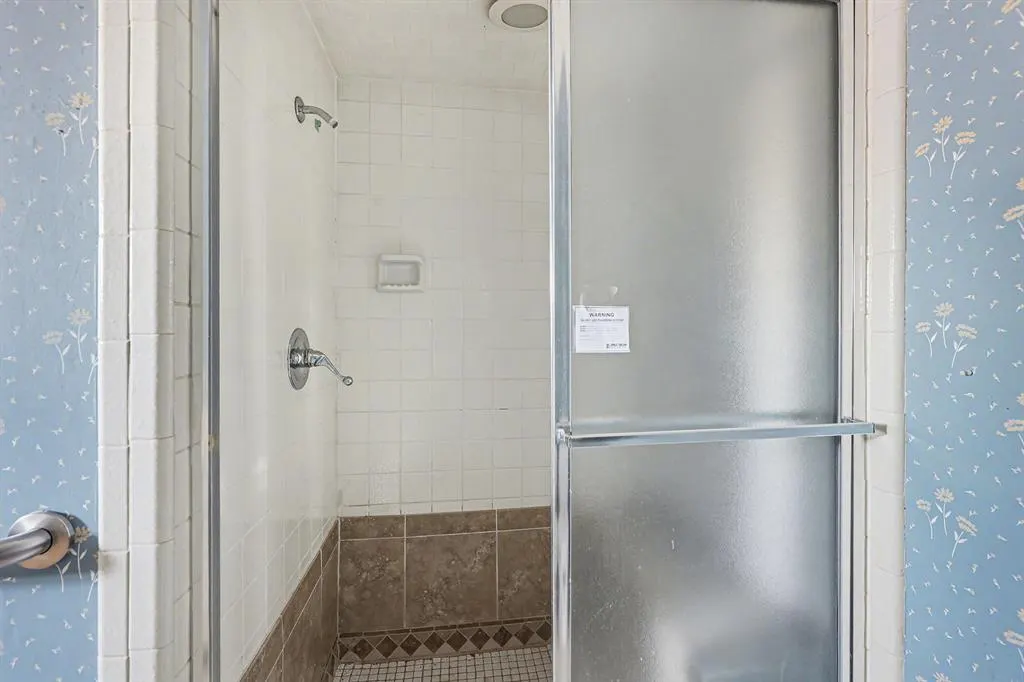 Photo 21 — 12108 Robinwood Place, Oklahoma City, OK 73120