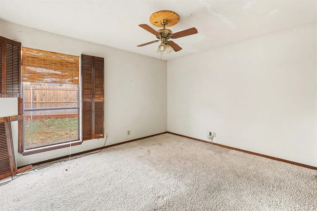 Photo 26 — 12108 Robinwood Place, Oklahoma City, OK 73120