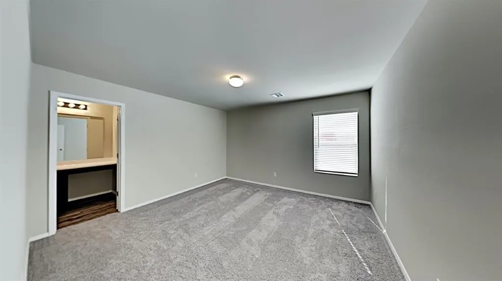 Photo 8 — 1833 Jack Rabbit Lane, El Reno, OK 73036