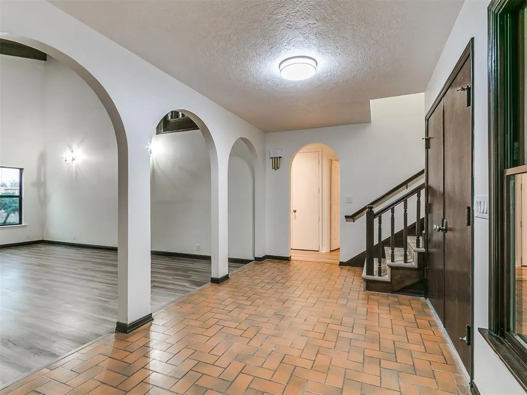 Photo 11 — 2000 Morgan Drive, Norman, OK 73069