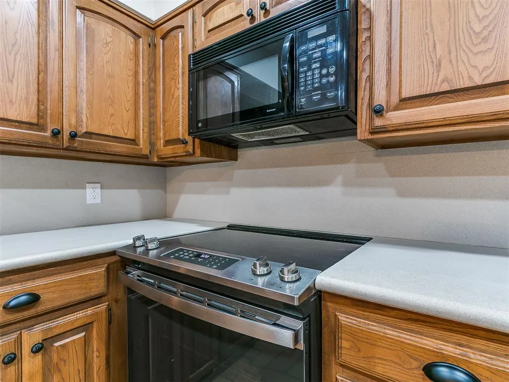 Photo 20 — 2000 Morgan Drive, Norman, OK 73069