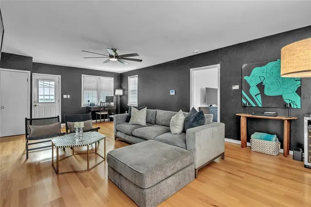 Photo 7 — 2533 NW 25th Street, Oklahoma City, OK 73107