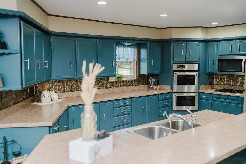 Photo 19 — 503 N Sheb Wooley Avenue, Erick, OK 73645