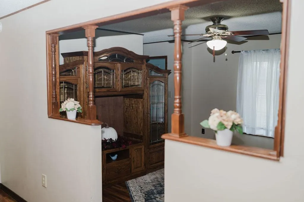 Photo 33 — 503 N Sheb Wooley Avenue, Erick, OK 73645