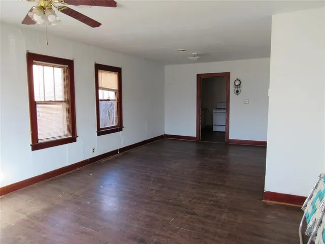 Photo 2 — 1424 N Lee Street, Altus, OK 73521