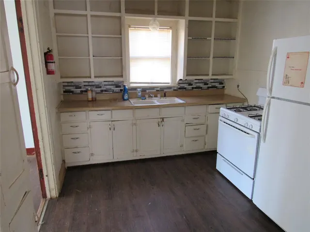 Photo 5 — 1424 N Lee Street, Altus, OK 73521