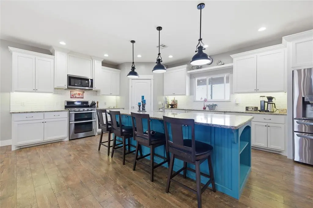 Photo 5 — 11515 W Little Lane, Mustang, OK 73064