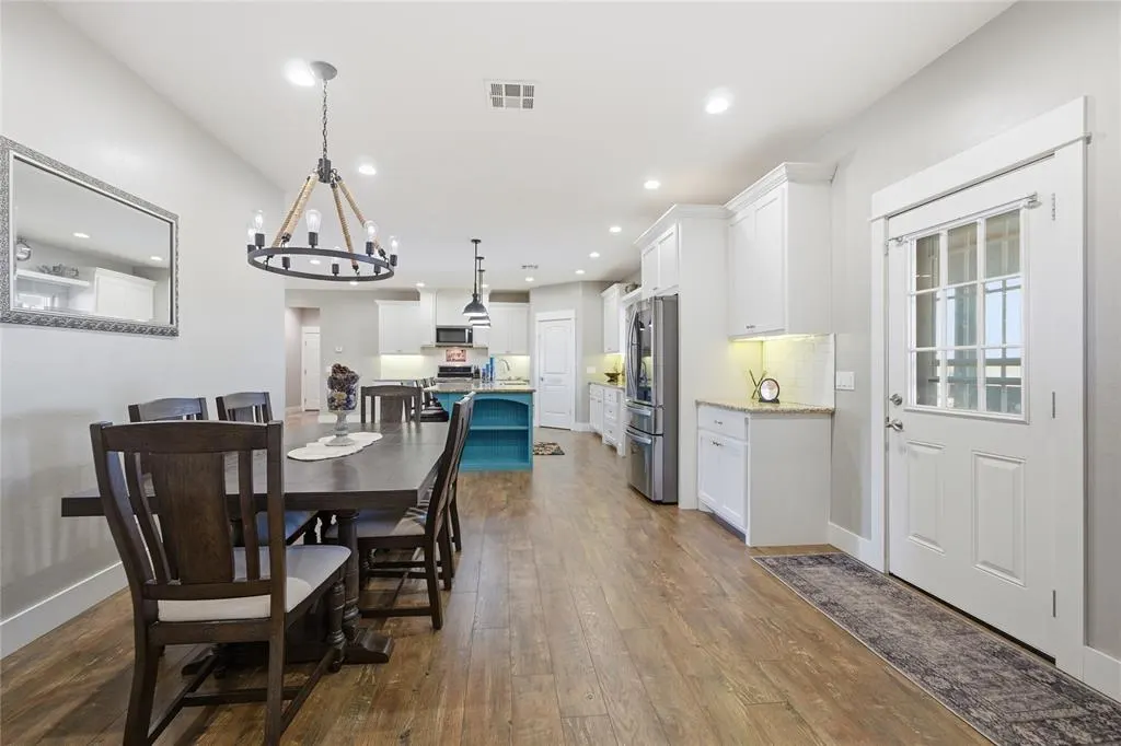 Photo 9 — 11515 W Little Lane, Mustang, OK 73064