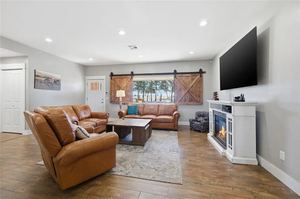 Photo 11 — 11515 W Little Lane, Mustang, OK 73064