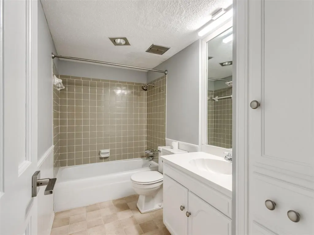 Photo 20 — 11411 N May Avenue A, Oklahoma City, OK 73120