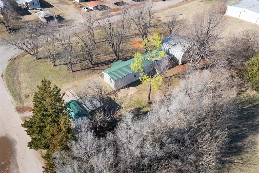 Photo 29 — 723 S 3rd Street, Kingfisher, OK 73750