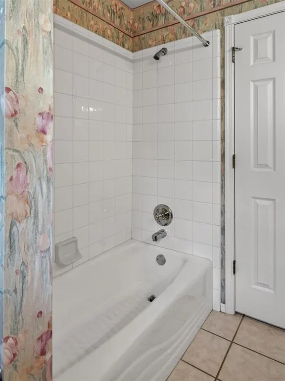 Photo 19 — 7220 Green Meadow Lane, Oklahoma City, OK 73132