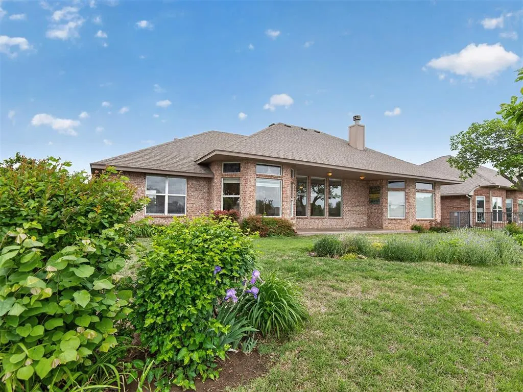 Photo 34 — 7220 Green Meadow Lane, Oklahoma City, OK 73132