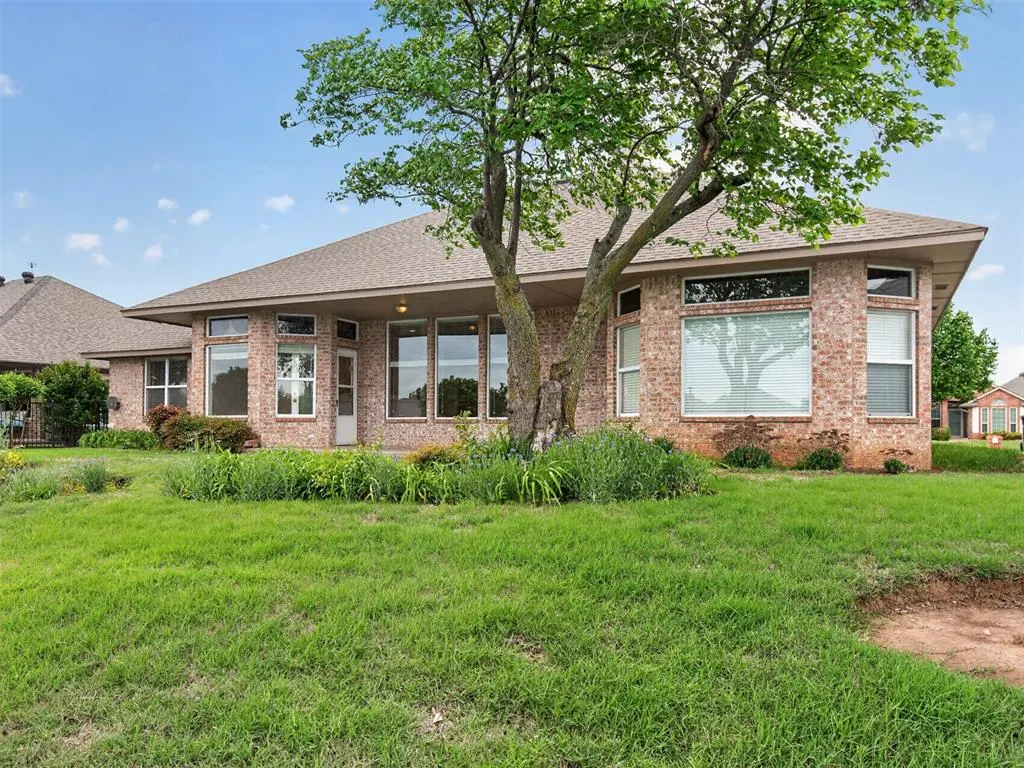 Photo 35 — 7220 Green Meadow Lane, Oklahoma City, OK 73132