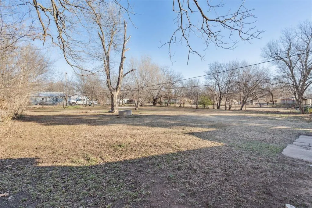Photo 43 — 111 W Nabor Road, Marlow, OK 73055