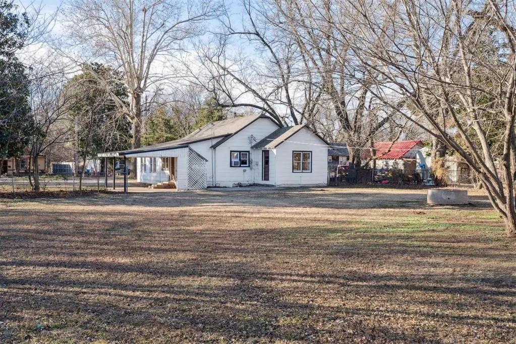 Photo 46 — 111 W Nabor Road, Marlow, OK 73055
